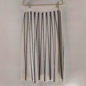 J. Crew Midi Knit Skirt Size XXL Sweater Material White Black Stretch Waist